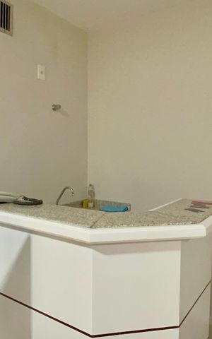 Studio à venda com 31m², 1 quarto e 1 vaga Studio à venda com 31m², 1 quarto e 1 vagaCozinha