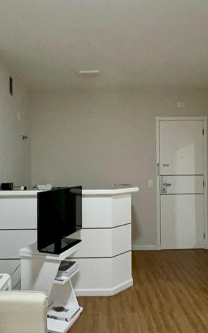 Studio à venda com 31m², 1 quarto e 1 vaga Studio à venda com 31m², 1 quarto e 1 vagaStudio