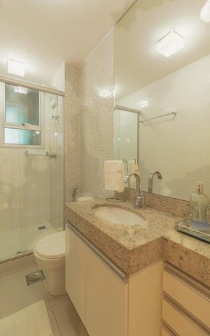 Apartamento à venda com 241m², 3 quartos e 2 vagasBanheiro Social