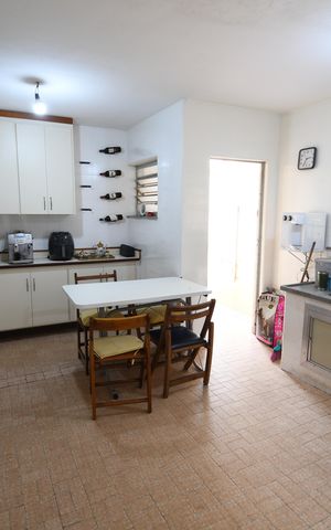 Casa para alugar com 663m², 3 quartos e 5 vagasCozinha
