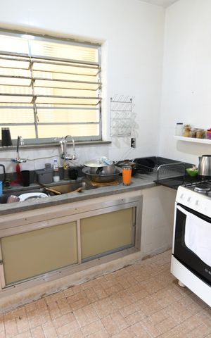 Casa para alugar com 663m², 3 quartos e 5 vagasCozinha
