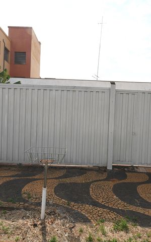 Casa para alugar com 663m², 3 quartos e 5 vagasFachada - Placa