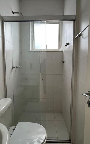 Casa de condomínio à venda com 872m², 6 quartos e 6 vagas Casa de condomínio à venda com 872m², 6 quartos e 6 vagasBanheiro Social 2