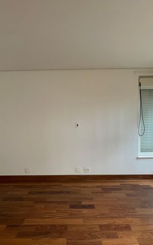 Casa de condomínio à venda com 872m², 6 quartos e 6 vagas Casa de condomínio à venda com 872m², 6 quartos e 6 vagasSuíte 1