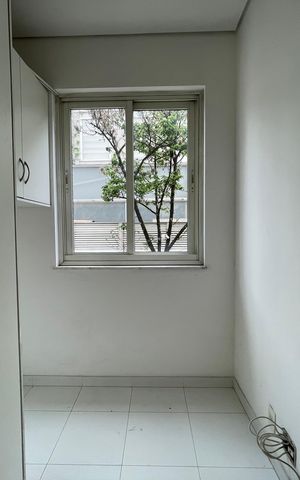 Casa de condomínio à venda com 872m², 6 quartos e 6 vagas Casa de condomínio à venda com 872m², 6 quartos e 6 vagasQuarto de Serviço 1