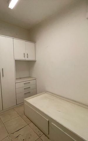 Casa de condomínio à venda com 872m², 6 quartos e 6 vagas Casa de condomínio à venda com 872m², 6 quartos e 6 vagasQuarto de Serviço 3