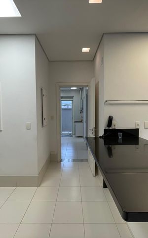 Casa de condomínio à venda com 872m², 6 quartos e 6 vagas Casa de condomínio à venda com 872m², 6 quartos e 6 vagasCozinha
