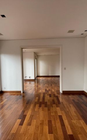Casa de condomínio à venda com 872m², 6 quartos e 6 vagas Casa de condomínio à venda com 872m², 6 quartos e 6 vagasSala 2