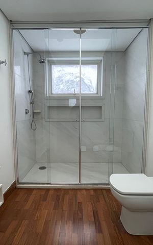 Casa de condomínio à venda com 872m², 6 quartos e 6 vagas Casa de condomínio à venda com 872m², 6 quartos e 6 vagasBanheiro da Suíte 3