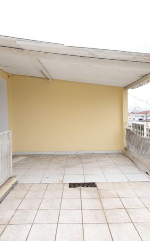 Casa para alugar com 80m², 2 quartos e 1 vagaQuintal