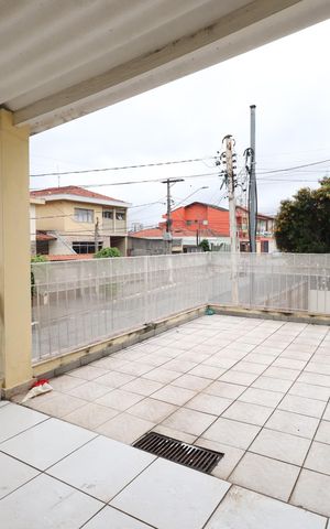 Casa para alugar com 80m², 2 quartos e 1 vagaQuintal