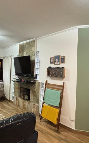 Casa à venda com 230m², 3 quartos e 5 vagas Casa à venda com 230m², 3 quartos e 5 vagasSala