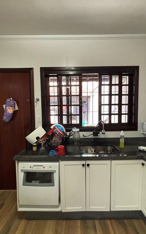 Casa à venda com 230m², 3 quartos e 5 vagas Casa à venda com 230m², 3 quartos e 5 vagasCozinha