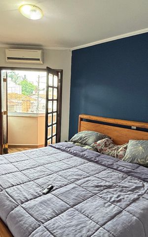 Casa à venda com 230m², 3 quartos e 5 vagas Casa à venda com 230m², 3 quartos e 5 vagasSuíte 1