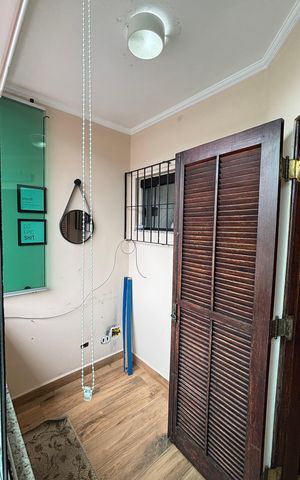 Casa à venda com 230m², 3 quartos e 5 vagas Casa à venda com 230m², 3 quartos e 5 vagasVaranda da Suíte