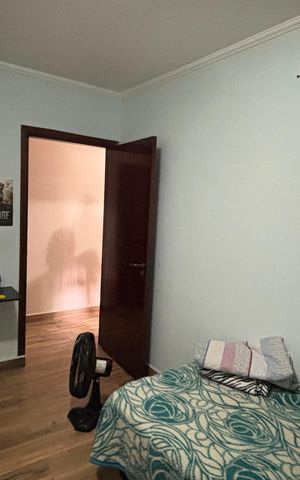 Casa à venda com 230m², 3 quartos e 5 vagas Casa à venda com 230m², 3 quartos e 5 vagasQuarto