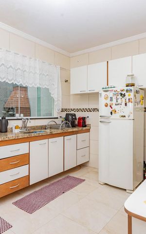 Casa à venda com 100m², 3 quartos e 2 vagasCozinha