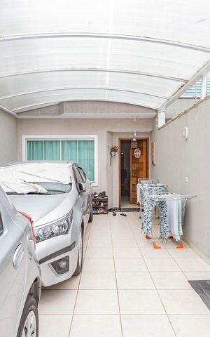 Casa à venda com 100m², 3 quartos e 2 vagasGaragem