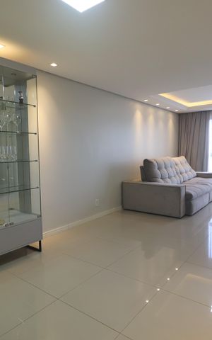 Apartamento à venda com 66m², 2 quartos e 1 vagaSala