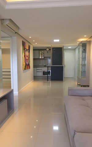 Apartamento à venda com 66m², 2 quartos e 1 vagaSala