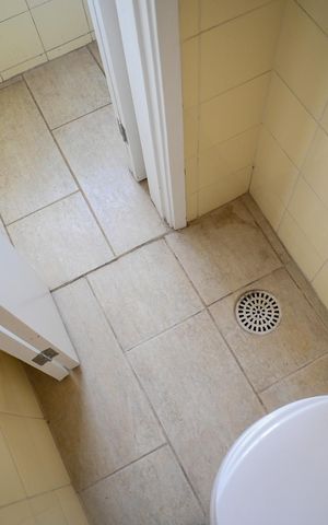 Apartamento para alugar com 64m², 2 quartos e 1 vaga Apartamento para alugar com 64m², 2 quartos e 1 vagaBanheiro de Serviço
