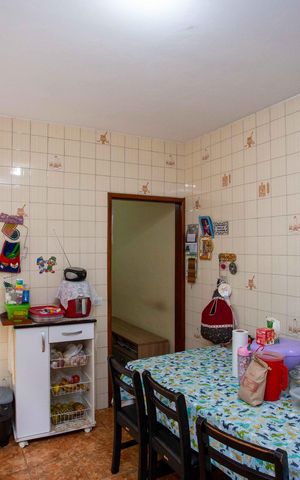 Casa à venda com 125m², 4 quartos e 2 vagasCozinha