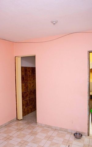 Casa à venda com 125m², 4 quartos e 2 vagasQuarto de Serviço