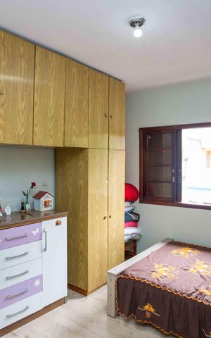 Casa à venda com 125m², 4 quartos e 2 vagasQuarto 3