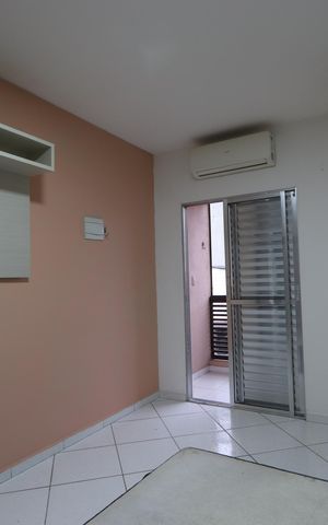Casa à venda com 68m², 2 quartos e 1 vagaSuíte 1
