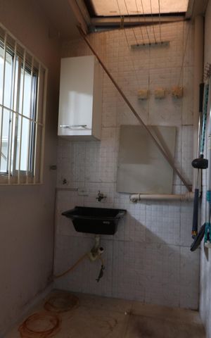 Casa à venda com 68m², 2 quartos e 1 vagaÁrea de Serviço