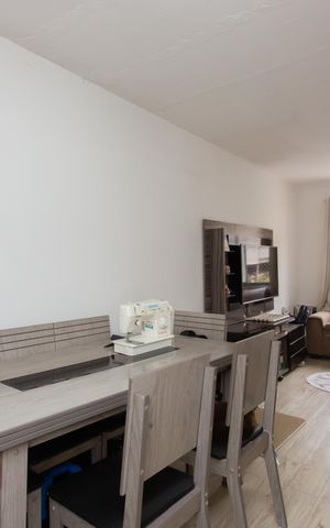 Apartamento à venda com 52m², 2 quartos e 1 vaga Apartamento à venda com 52m², 2 quartos e 1 vagaSala