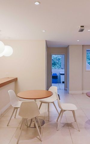 Apartamento para alugar com 98m², 3 quartos e 2 vagas Apartamento para alugar com 98m², 3 quartos e 2 vagasÁrea comum - Salão de festas