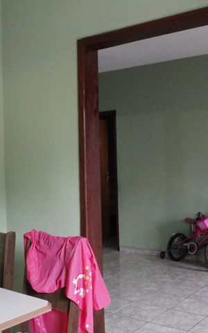 Casa à venda com 98m², 2 quartos e sem vagaSala