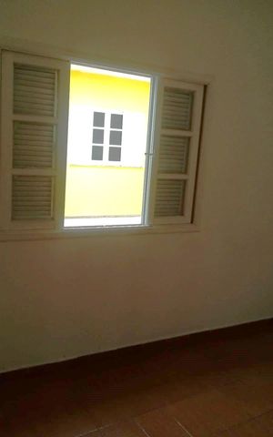 Casa à venda com 200m², 6 quartos e 4 vagas Casa à venda com 200m², 6 quartos e 4 vagasQuarto Casa 3
