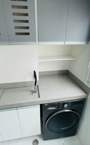 Apartamento à venda com 36m², 2 quartos e 1 vaga Apartamento à venda com 36m², 2 quartos e 1 vagaÁrea de Serviço
