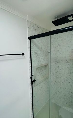 Apartamento à venda com 36m², 2 quartos e 1 vaga Apartamento à venda com 36m², 2 quartos e 1 vagaBanheiro