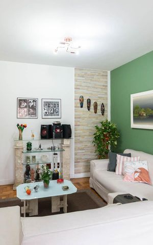 Apartamento à venda com 71m², 2 quartos e 1 vagaSala