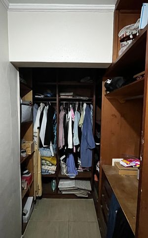 Apartamento à venda com 74m², 2 quartos e 2 vagas Apartamento à venda com 74m², 2 quartos e 2 vagasCloset Quarto 1