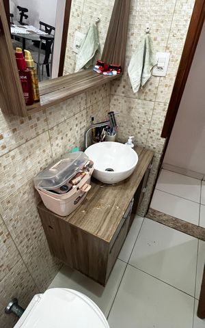 Apartamento à venda com 74m², 2 quartos e 2 vagas Apartamento à venda com 74m², 2 quartos e 2 vagasBanheiro