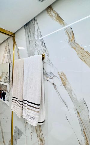 Apartamento à venda com 69m², 2 quartos e 1 vaga Apartamento à venda com 69m², 2 quartos e 1 vagaBanheiro da Suíte
