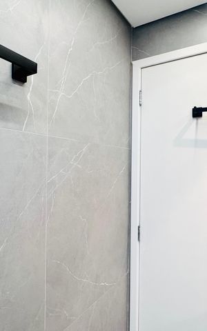 Apartamento à venda com 69m², 2 quartos e 1 vaga Apartamento à venda com 69m², 2 quartos e 1 vagaBanheiro social