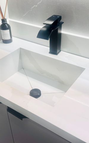 Apartamento à venda com 69m², 2 quartos e 1 vaga Apartamento à venda com 69m², 2 quartos e 1 vagaBanheiro social