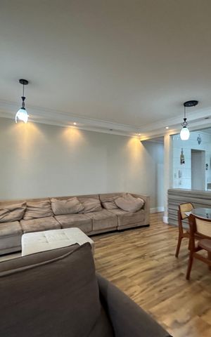 Apartamento à venda com 79m², 2 quartos e 2 vagasSala