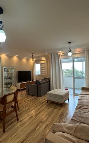 Apartamento à venda com 79m², 2 quartos e 2 vagasSala
