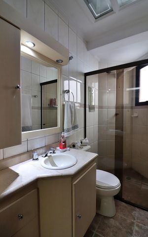 Apartamento à venda com 64m², 2 quartos e 2 vagasBanheiro Social