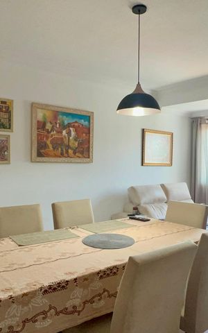 Apartamento à venda com 73m², 2 quartos e sem vaga Apartamento à venda com 73m², 2 quartos e sem vagaSala de Jantar