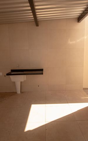 Casa à venda com 360m², 3 quartos e 2 vagasÁrea de Serviço