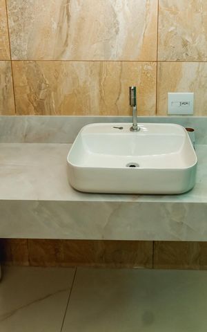 Casa à venda com 360m², 3 quartos e 2 vagasBanheiro da Suíte