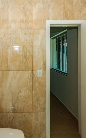 Casa à venda com 360m², 3 quartos e 2 vagasBanheiro da Suíte
