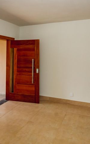 Casa à venda com 360m², 3 quartos e 2 vagasSala